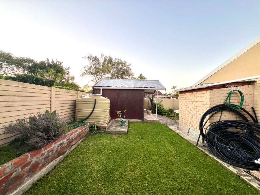4 Bedroom Property for Sale in Walmer Downs Eastern Cape
